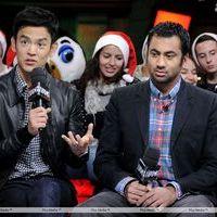 Kal Penn and John Cho appear on New.Music.Live | Picture 107008